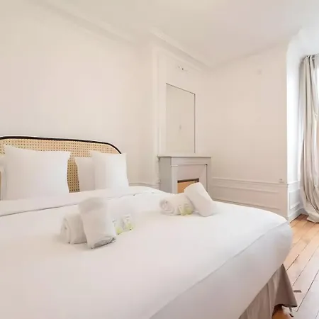 Tbs 327 - Superb With Eiffel Tower View * Párizs