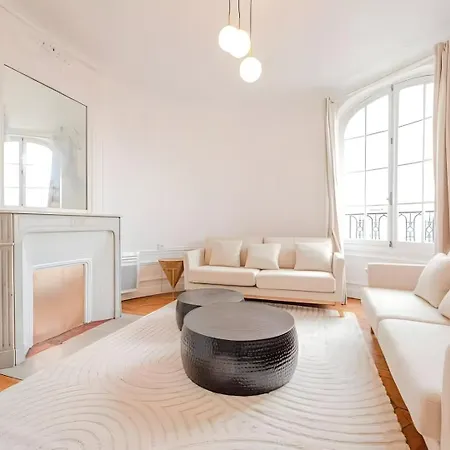 Tbs 327 - Superb With Eiffel Tower View Párizs